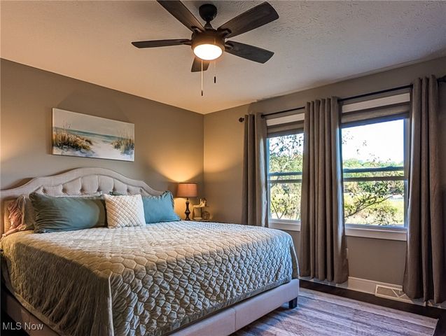 546 E Mohawk Drive, Malvern, OH 44644