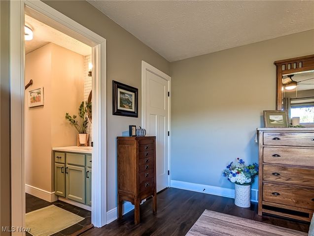 546 E Mohawk Drive, Malvern, OH 44644