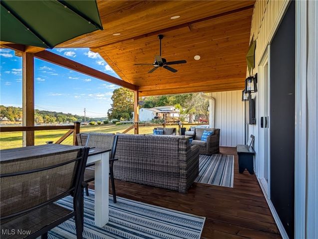 546 E Mohawk Drive, Malvern, OH 44644