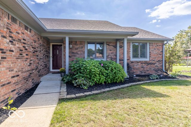 3713 Wild Ivy Drive, Indianapolis, IN 46227