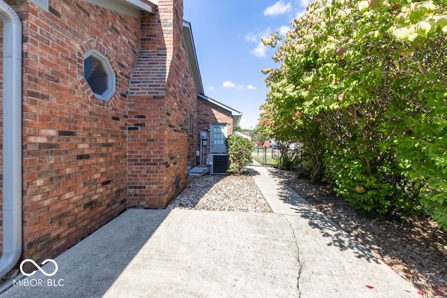 3713 Wild Ivy Drive, Indianapolis, IN 46227