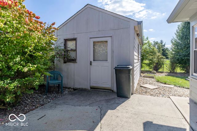 3713 Wild Ivy Drive, Indianapolis, IN 46227