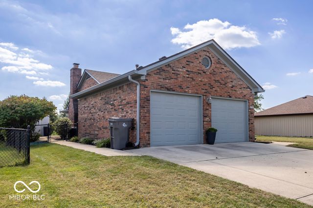 3713 Wild Ivy Drive, Indianapolis, IN 46227