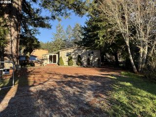 16947 PARKVIEW Dr, Brookings, OR 97415
