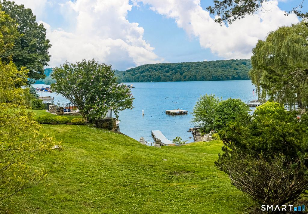 118 Sherry Lane, New Milford, CT 06776