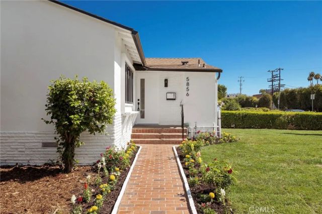 5856 Halbrent Avenue, Sherman Oaks, CA 91411