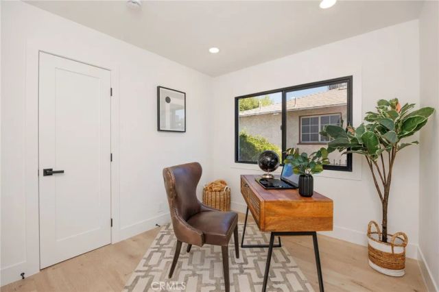 5856 Halbrent Avenue, Sherman Oaks, CA 91411
