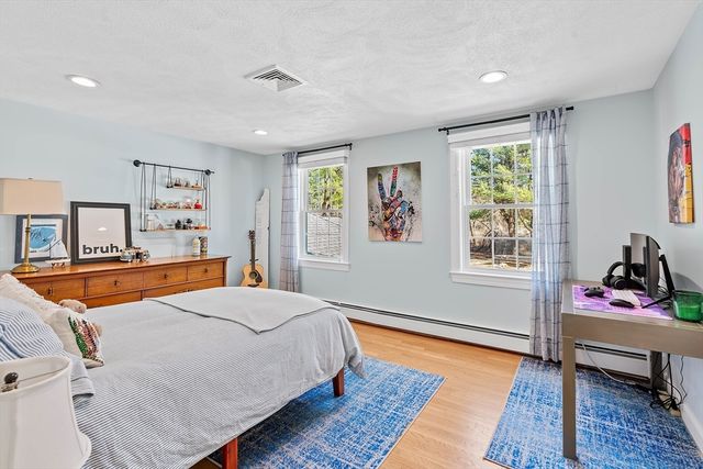 21 Decatur Lane, Wayland, MA 01778