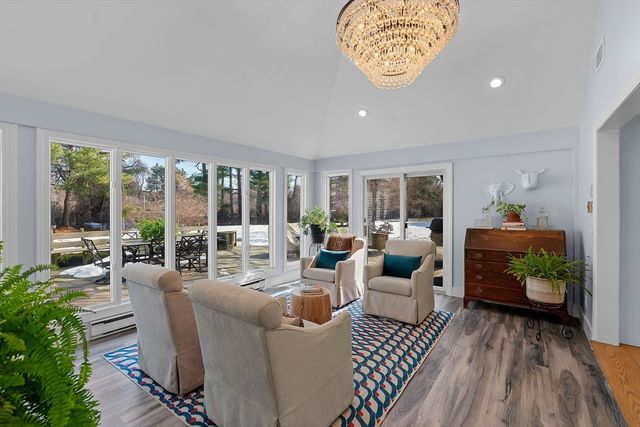 21 Decatur Lane, Wayland, MA 01778