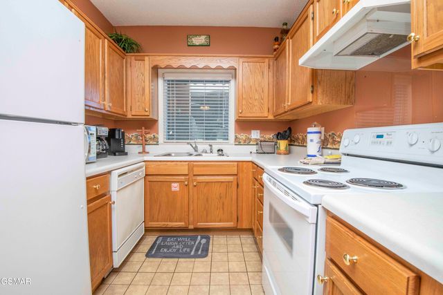 205 Ogle Drive, Pigeon Forge, TN 37863