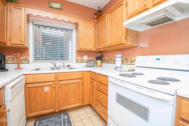 205 Ogle Drive, Pigeon Forge, TN 37863