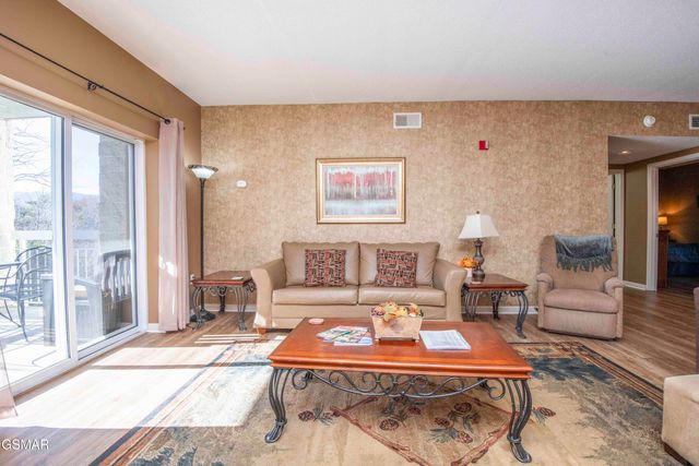 205 Ogle Drive, Pigeon Forge, TN 37863