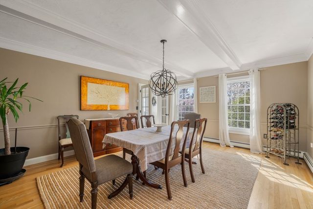 35 Pokanoket Ln, Marshfield, MA 02050
