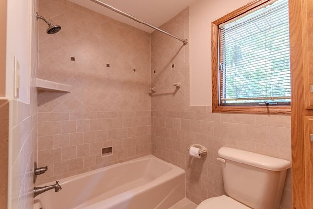 1910 HAMBURG LOOP, Savannah, TN 38372