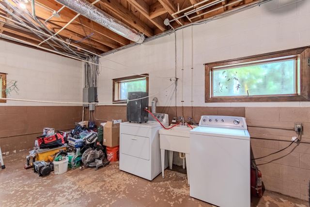 1910 HAMBURG LOOP, Savannah, TN 38372