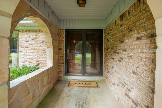 1910 HAMBURG LOOP, Savannah, TN 38372