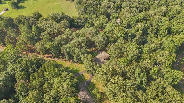 1910 HAMBURG LOOP, Savannah, TN 38372