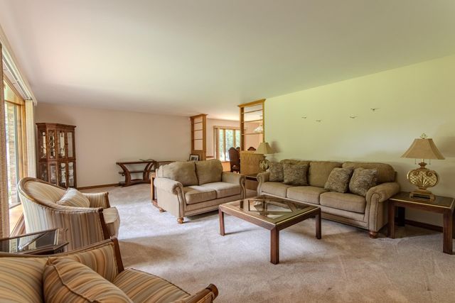 1910 HAMBURG LOOP, Savannah, TN 38372