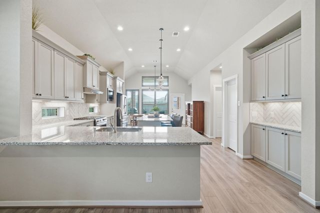 24911 Via Arabella Lane, Richmond, TX 77406