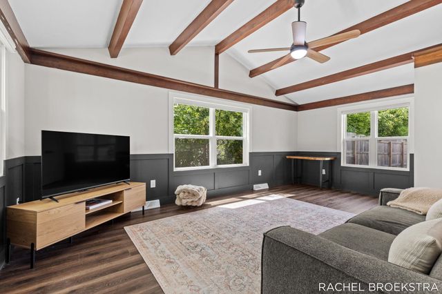 3185 Baker Park Drive Se, City Of Grand Rapids, MI 49508