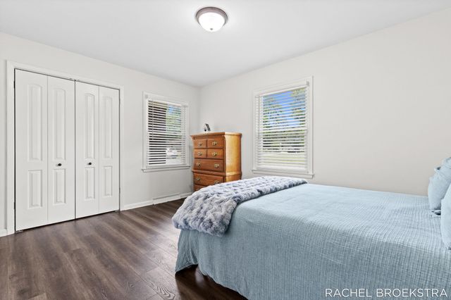 3185 Baker Park Drive Se, City Of Grand Rapids, MI 49508
