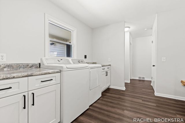 3185 Baker Park Drive Se, City Of Grand Rapids, MI 49508