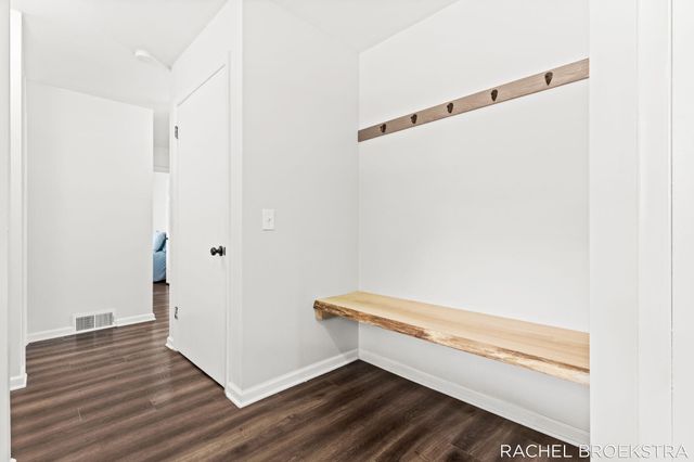 3185 Baker Park Drive Se, City Of Grand Rapids, MI 49508