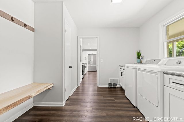 3185 Baker Park Drive Se, City Of Grand Rapids, MI 49508