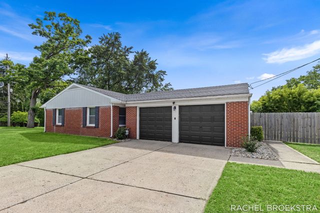 3185 Baker Park Drive Se, City Of Grand Rapids, MI 49508