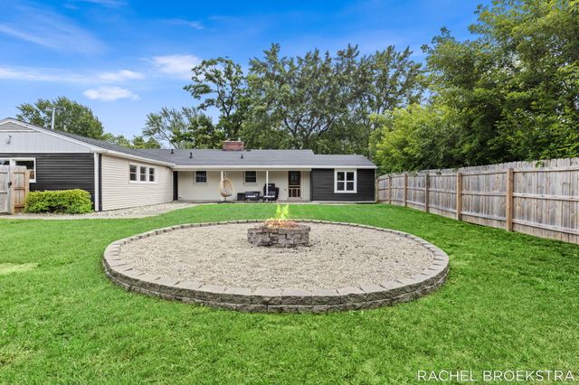 3185 Baker Park Drive Se, City Of Grand Rapids, MI 49508