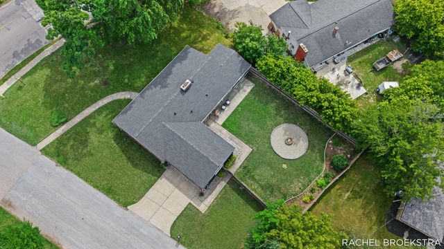3185 Baker Park Drive Se, City Of Grand Rapids, MI 49508