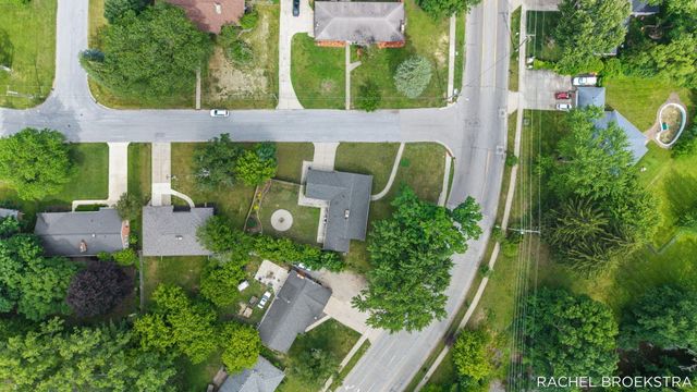 3185 Baker Park Drive Se, City Of Grand Rapids, MI 49508
