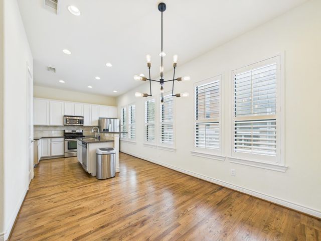 11025 Sherwood Grove, Houston, TX 77043