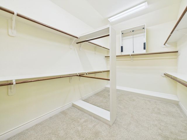 11025 Sherwood Grove, Houston, TX 77043