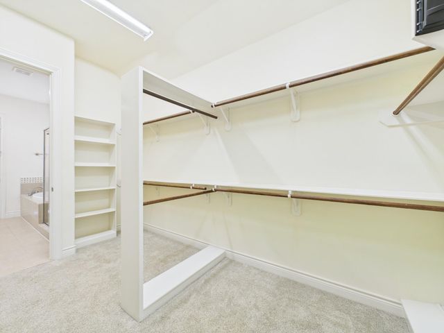 11025 Sherwood Grove, Houston, TX 77043
