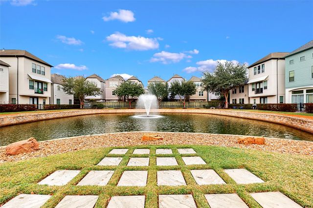 11025 Sherwood Grove, Houston, TX 77043