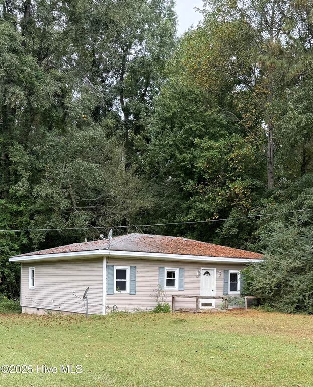 82 Long Ridge Road, Plymouth, NC 27962