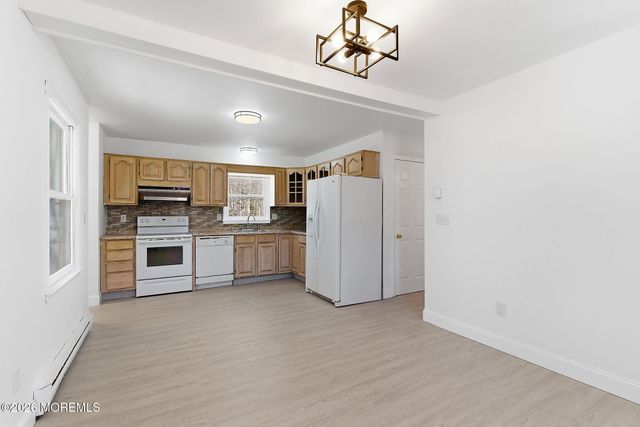 346 Western Boulevard, Bayville, NJ 08721