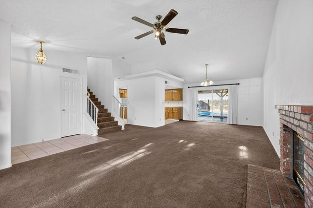 3392 N Forestiere Avenue, Fresno, CA 93722