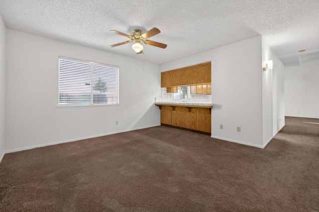 3392 N Forestiere Avenue, Fresno, CA 93722