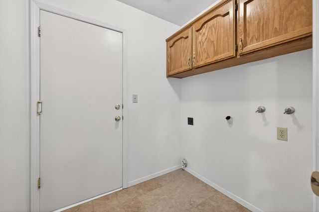 3392 N Forestiere Avenue, Fresno, CA 93722