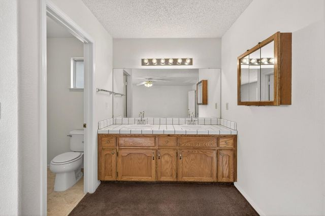 3392 N Forestiere Avenue, Fresno, CA 93722