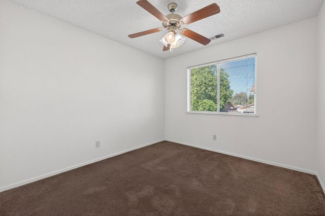 3392 N Forestiere Avenue, Fresno, CA 93722
