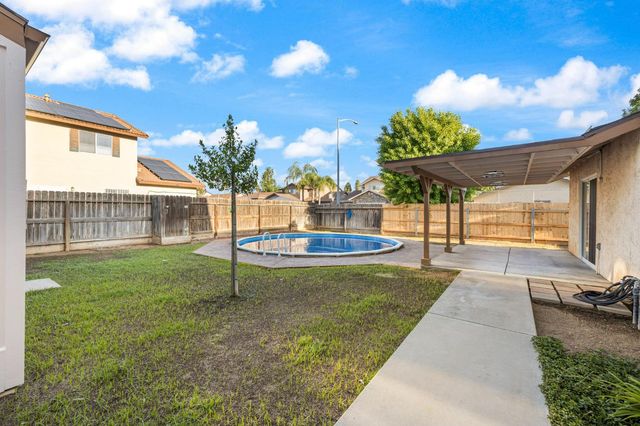 3392 N Forestiere Avenue, Fresno, CA 93722