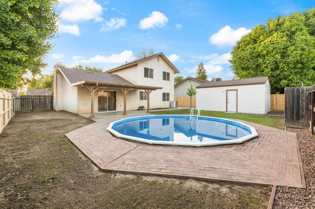 3392 N Forestiere Avenue, Fresno, CA 93722