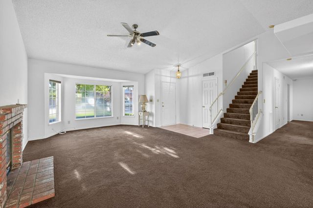 3392 N Forestiere Avenue, Fresno, CA 93722
