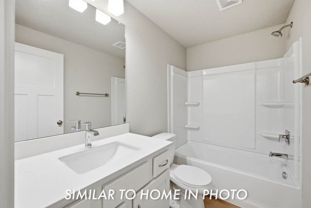 475 NW Independence Circle, Waukee, IA 50263