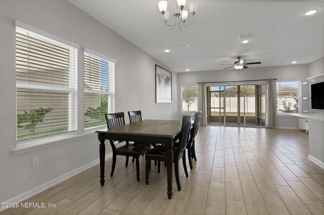 383 NARROWLEAF Drive, St. Johns, FL 32259