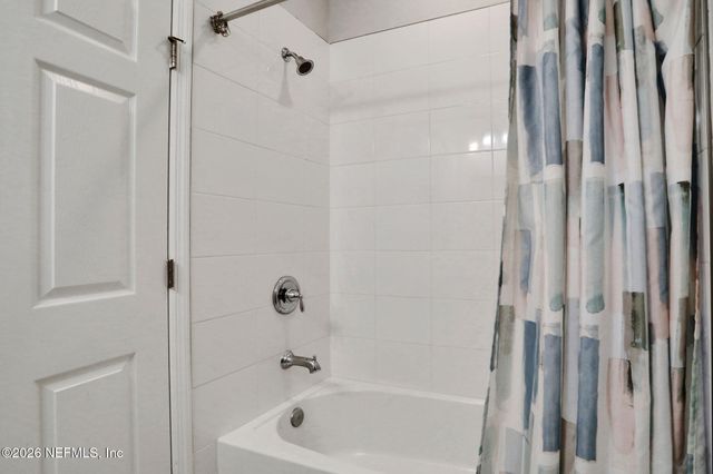 383 NARROWLEAF Drive, St. Johns, FL 32259