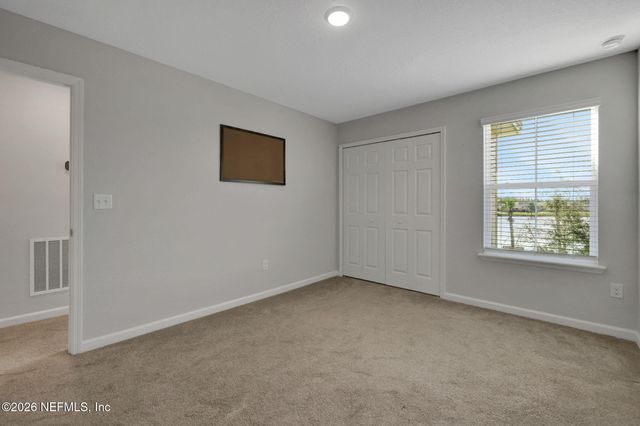 383 NARROWLEAF Drive, St. Johns, FL 32259